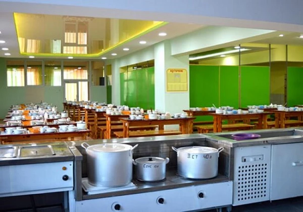 Кабмін визначив граничну дату для перехідного періоду реформи шкільного харчування Кабмін визначив граничну дату для перехідного періоду реформи шкільного харчування